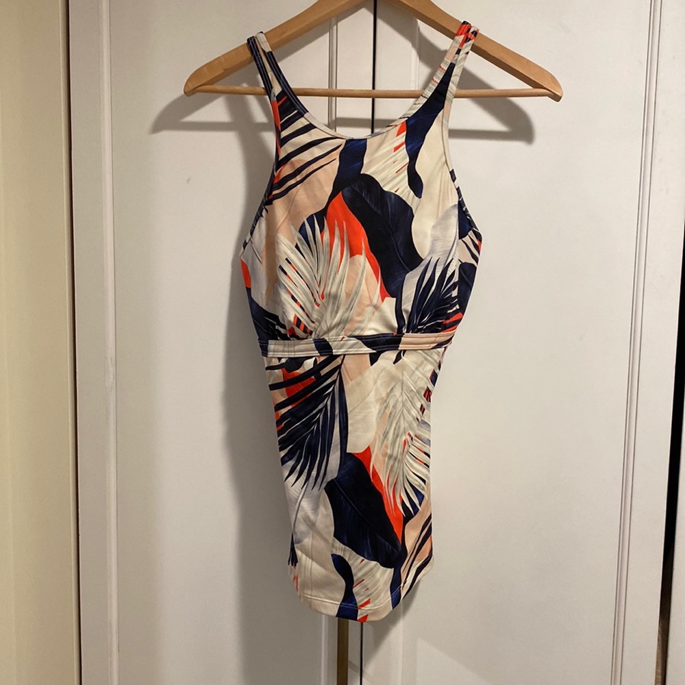 Athleta tankini top